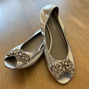 Vera Wang Lavender - Silver Peep-Toe Flat - VGUC